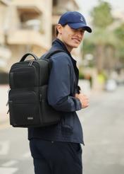 Pánsky čierny batoh TORMN-0406-99(W26)