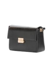 Elegantná čierna dámska kabelka TOREC-1251-99(Z26), diagonálny pohľad na produkt na bielom pozadí.