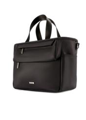 Čierna obedárová taška TOREN-0346-99(W26) - diagonálny pohľad na produkt, na bielom pozadí.