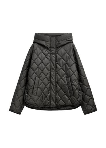Čierna dámska prešívaná bunda s kapucňou KURDT-0588-99(Z26)
