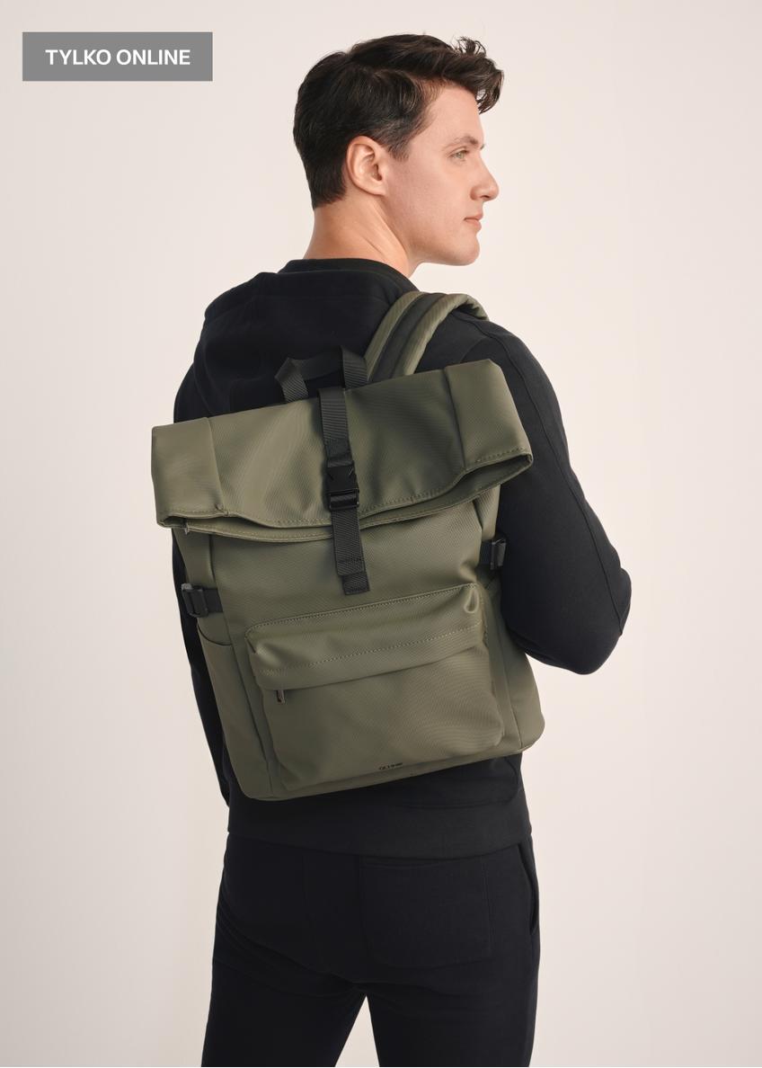 Veľký batoh v kaki farbe PLCMN-0015-55(Z25)