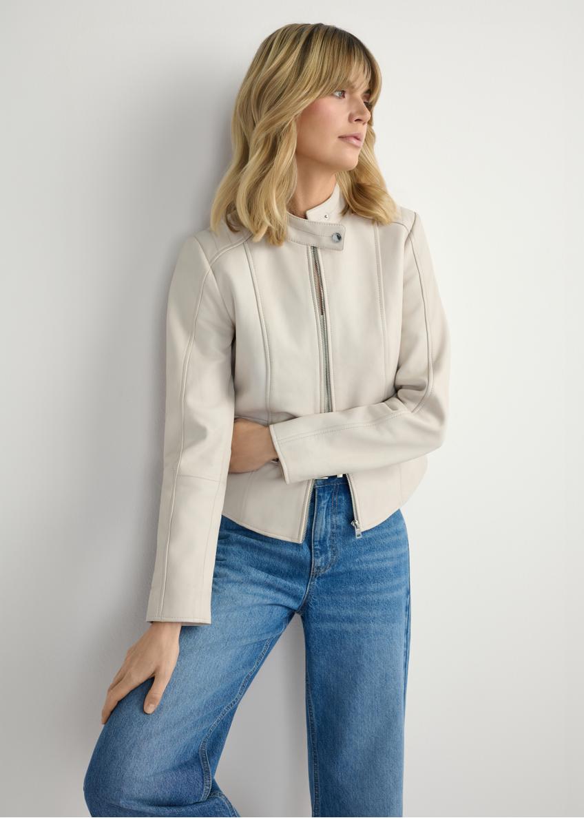 Dámska krátka kožená bunda v béžovej farbe KURDS-0603-0B(W26)