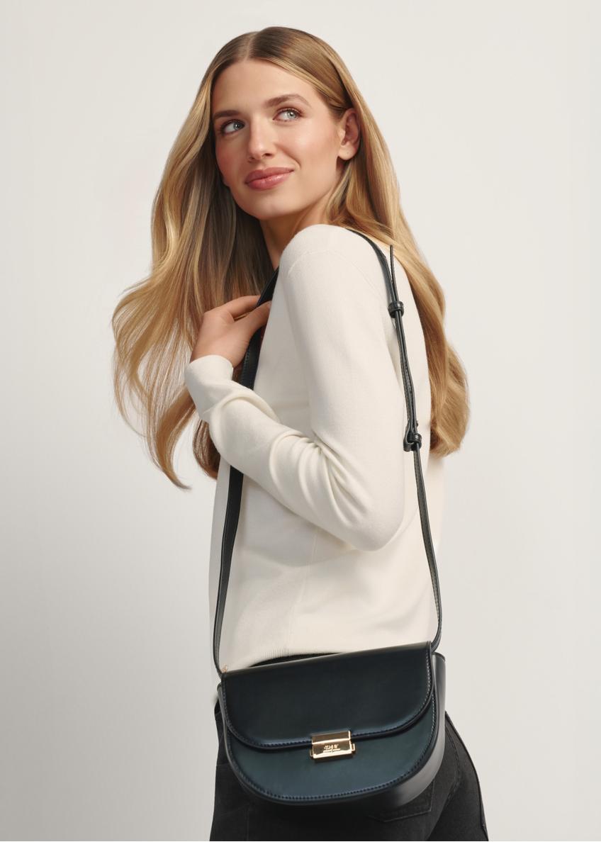 Čierna polkruhová dámska kabelka crossbody TOREC-1127-99(W26)