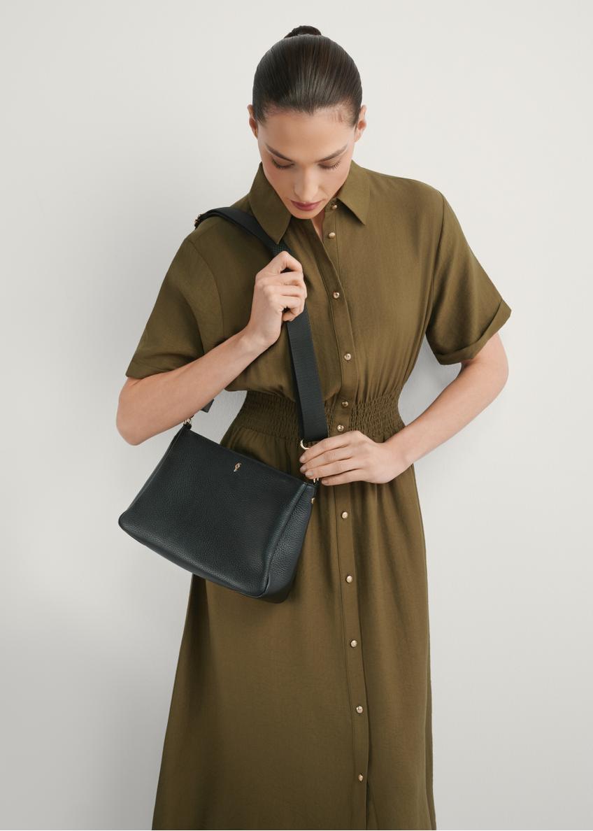 Čierna kožená dámska kabelka cez rameno TORES-1214-9I(W26)