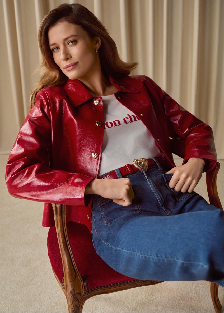 Dámska červená krátka bunda KURDS-0612-4B(W26)