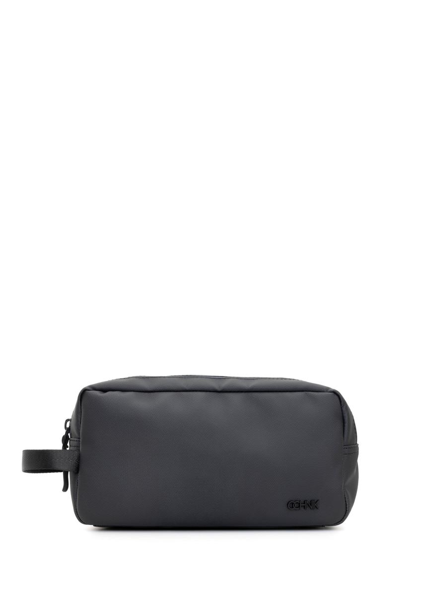 Čierna pánska kozmetická taška TORMN-0394-9J(W26) - pohľad na produkt spredu, na bielom pozadí.