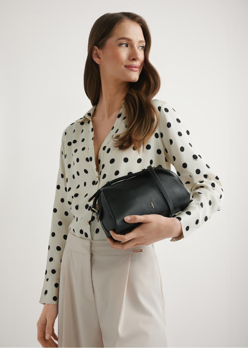 Czarna mała skórzana torebka damska TORES-1224-99(W26)