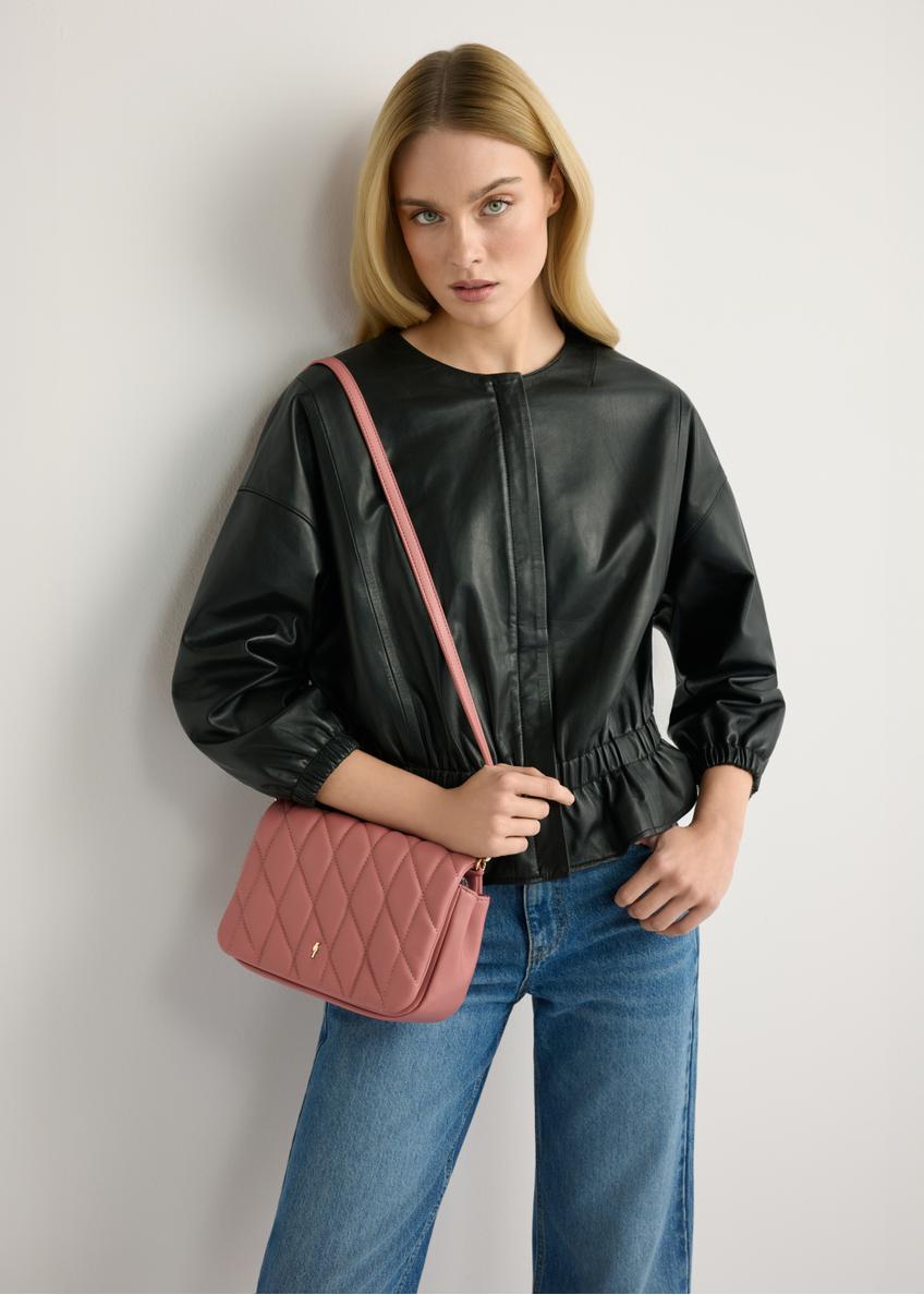 Dámska kabelka tmavoružovej farby s prešívaním TOREC-1151-5D(W26)