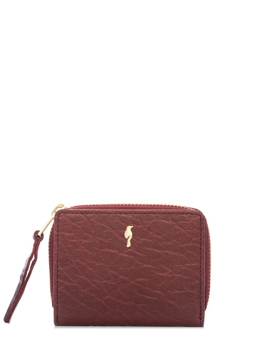 Malá dámska kožená peňaženka červenej farby PORES-0815-4C(W26), pohľad spredu na bielom pozadí.