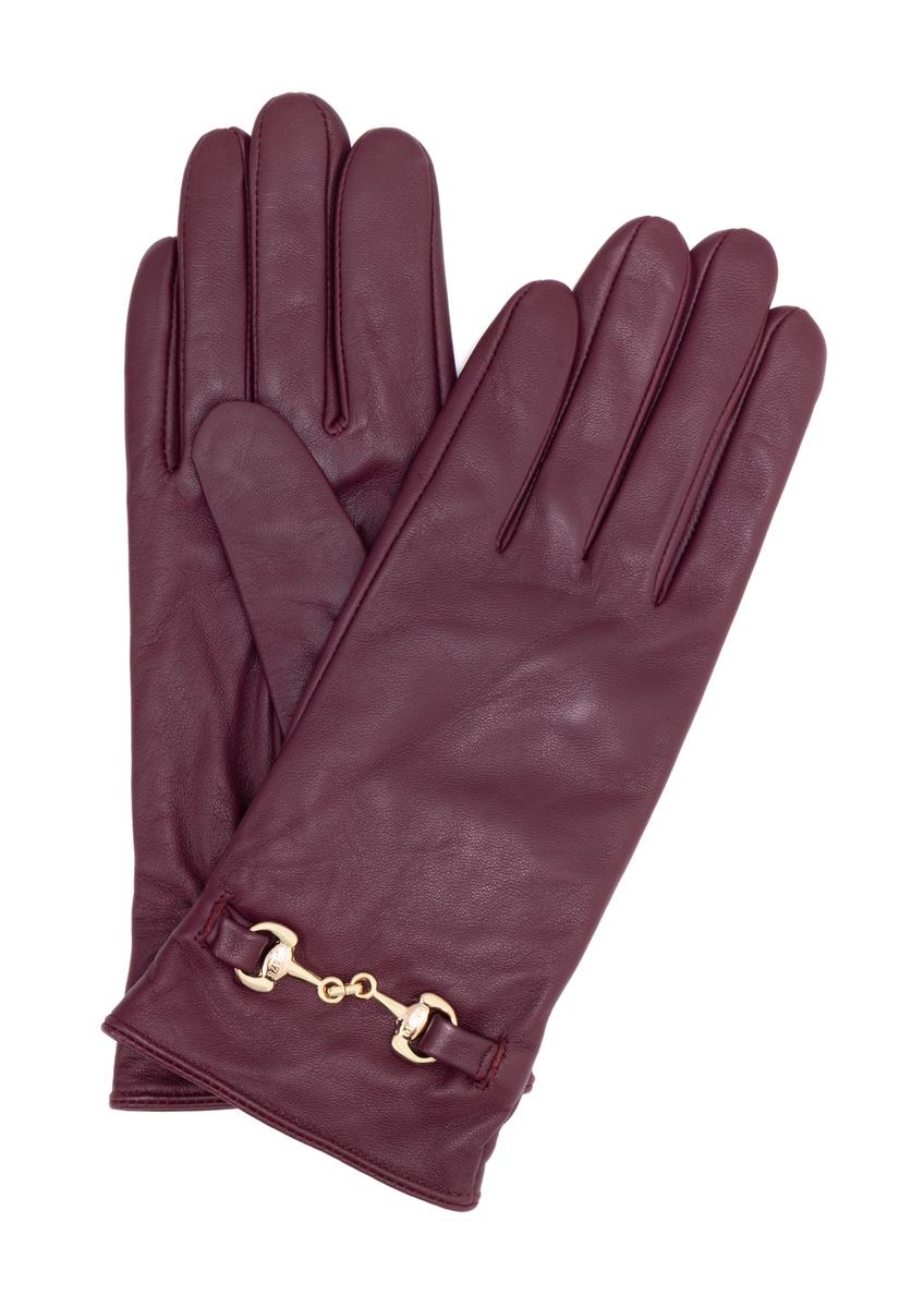 Dámske kožené rukavice v bordovej farbe s prackou REKDS-0087-49(Z25), pohľad spredu na bielom pozadí.