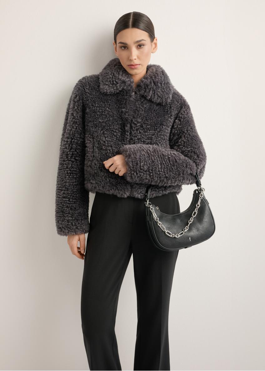 Čierna dámska kabelka typu hobo s ozdobným prvkom TOREC-1326-99(Z26)