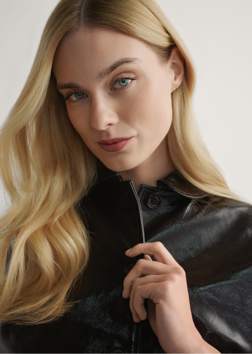 Dámska hnedá kožená krátka bunda KURDS-0593-1I(W26)