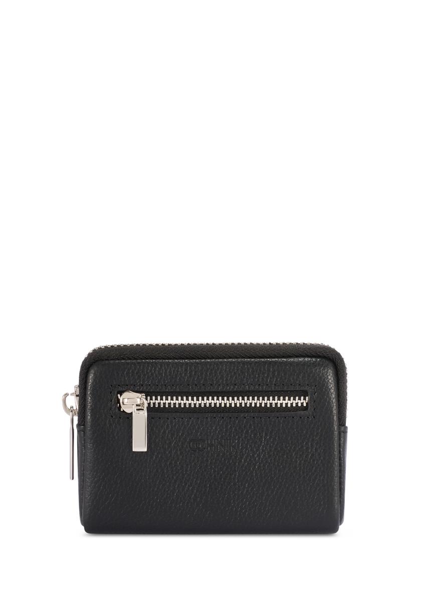 Čierna pánska kožená peňaženka PORMS-0689-9I(W26), pohľad spredu na bielom pozadí.