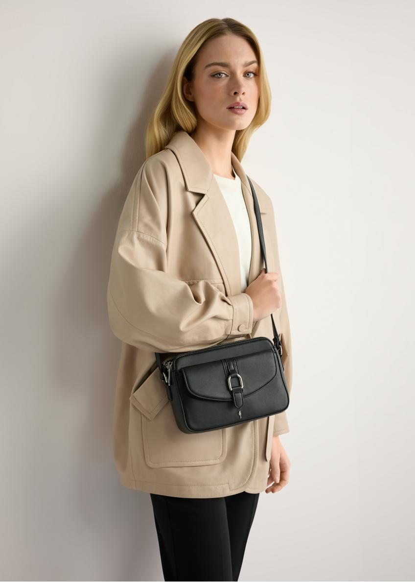 Malá čierna dámska kabelka TOREC-1175-99(W26)