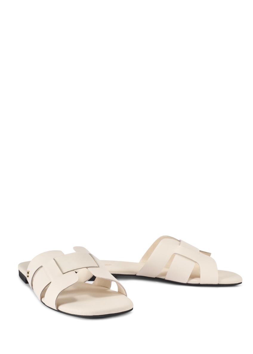 Biele dámske šľapky s pleteným detailom BUTYD-0904D-0B(W26)