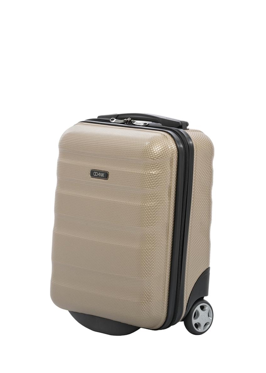 Príručný kufor na kolieskach, model WALPC-0012-2X-16(W26), zobrazený pod uhlom na bielom pozadí.