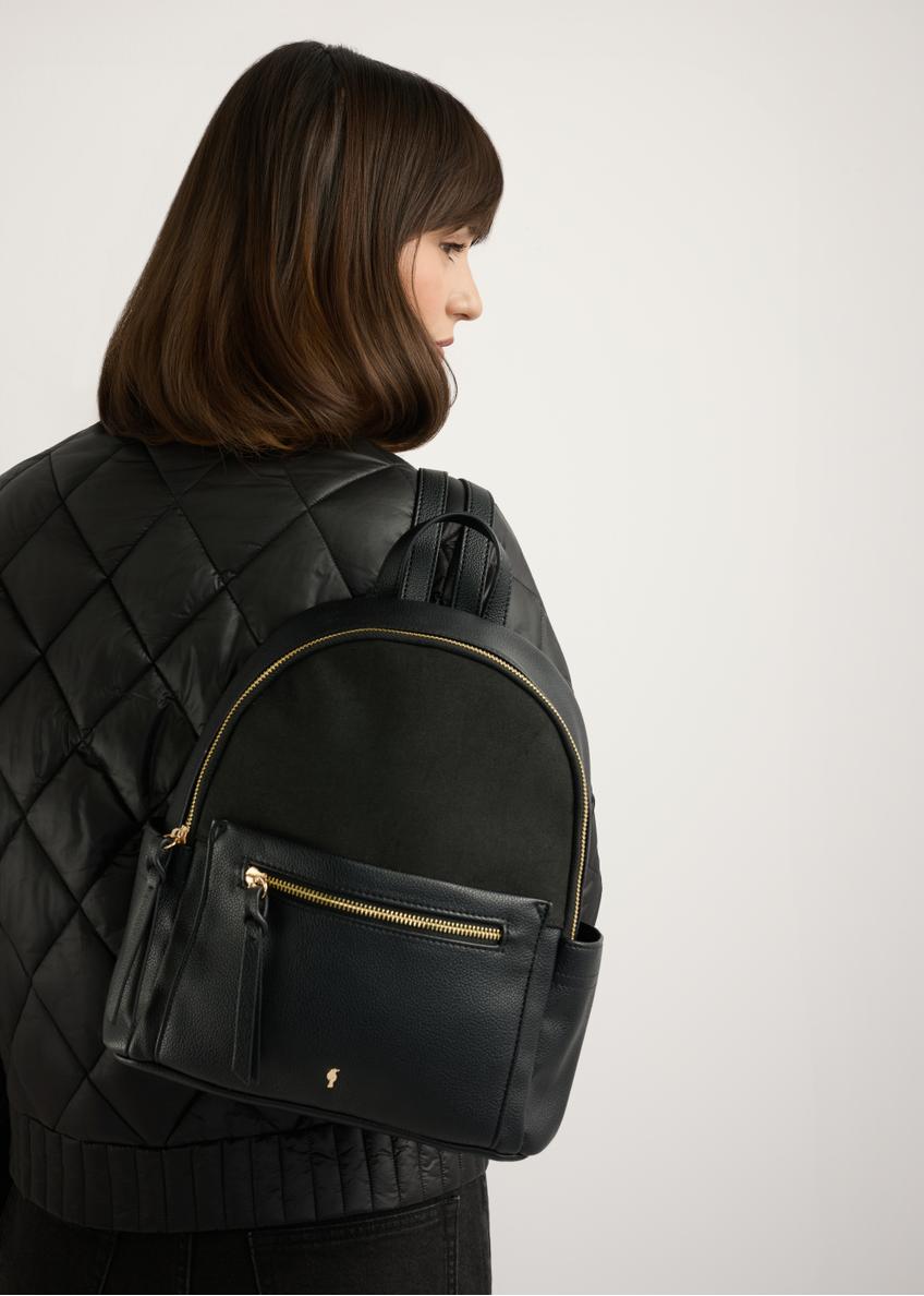 Čierny dámsky batoh TOREC-1125-99(W26)