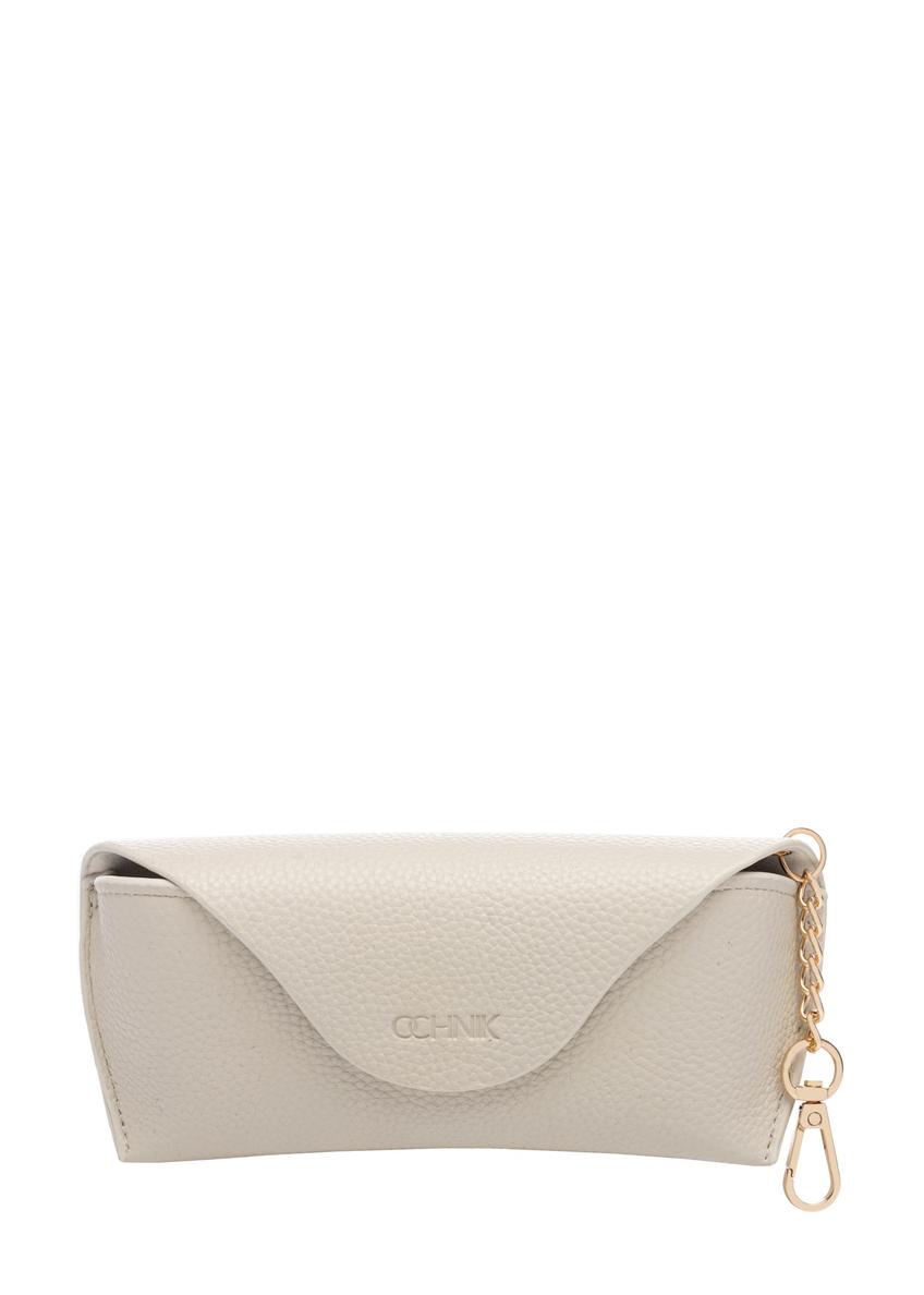 Púzdro na okuliare v krémovej farbe POREC-0435-0B(W26), pohľad spredu na bielom pozadí.