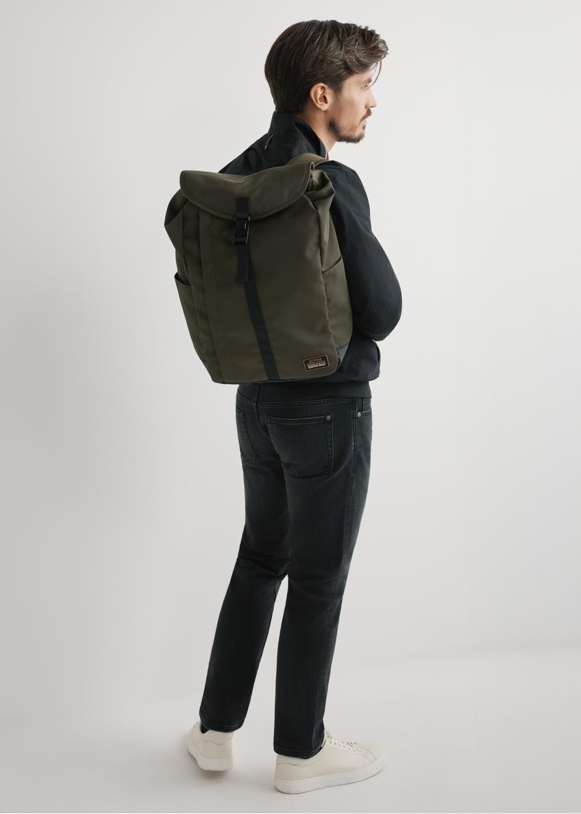 Pánsky ruksak v farbe khaki TORMN-0415-8D(W26)