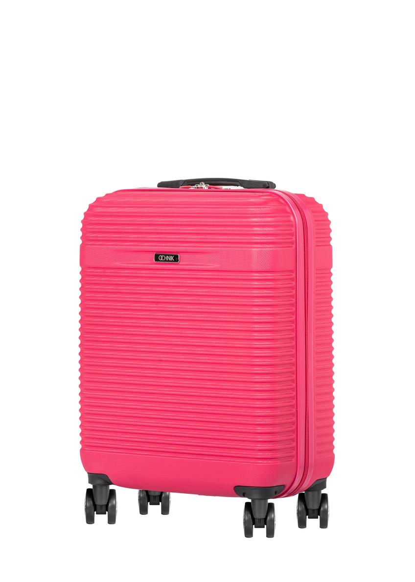 Malý kufor na kolieskach WALAB-0040-5E-19(W26), produkt zobrazený pod uhlom na bielom pozadí.