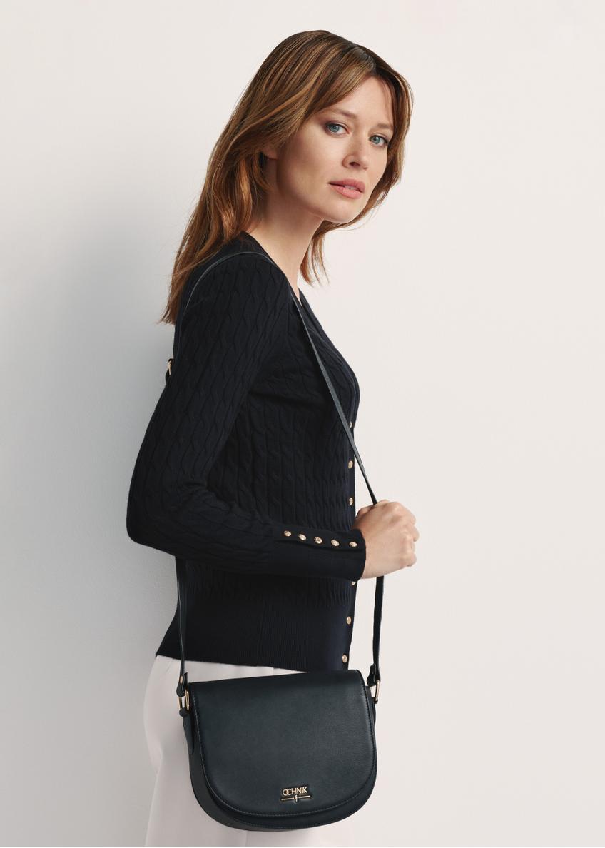 Čierna kožená polkruhová crossbody kabelka TORES-0972E-99(Z25)