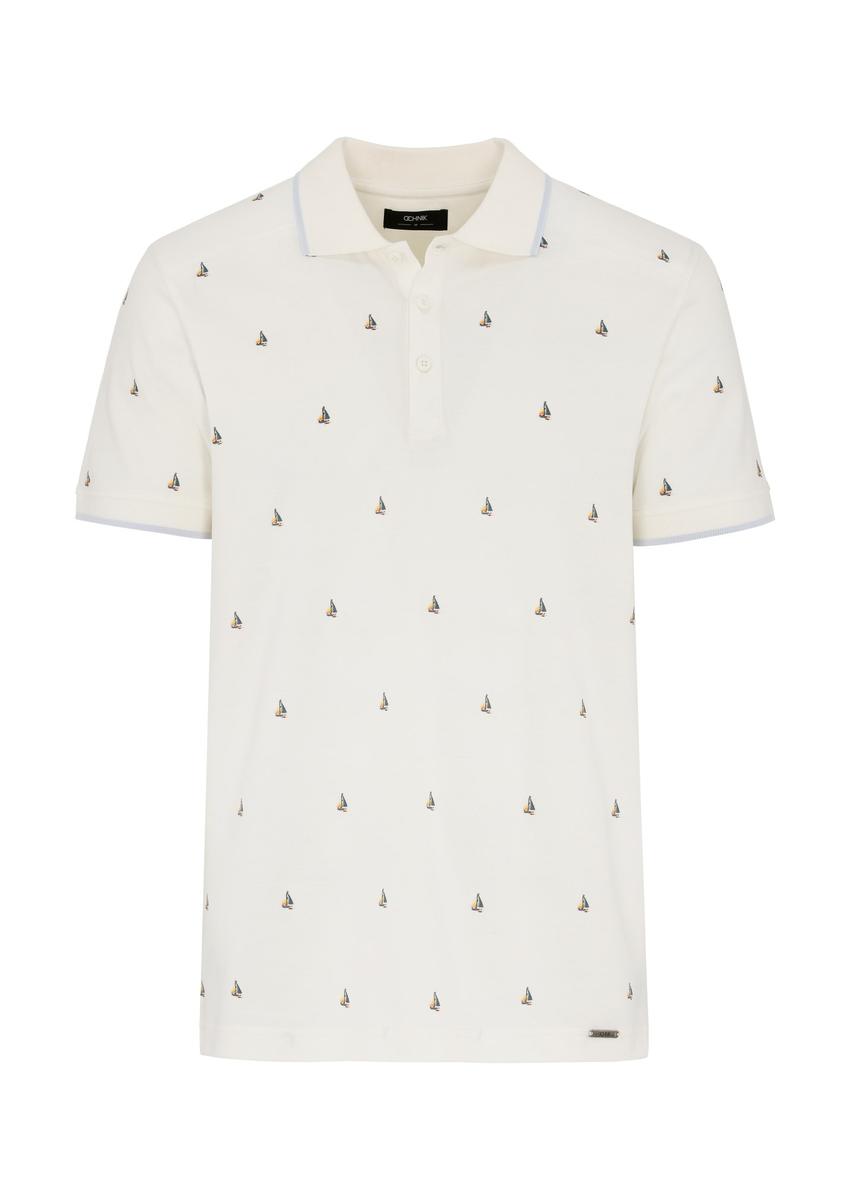 Biela polokošeľa so vzorom plachetnice pre mužov POLMT-0071-11(W24)-04