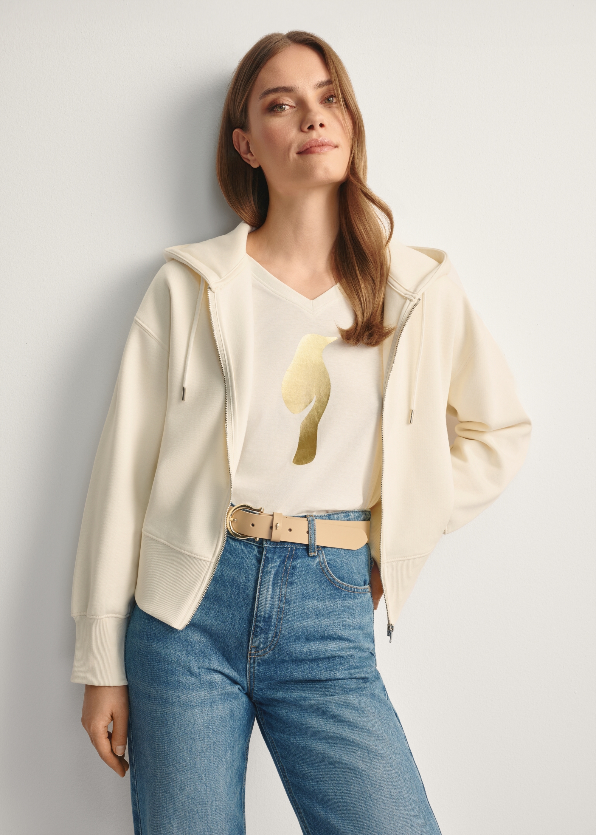 Dámska krémová mikina s kapucňou BLZDT-0113-12(Z25)